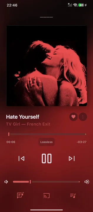 Apple music now playing screen (iOS 26) screenshot 1